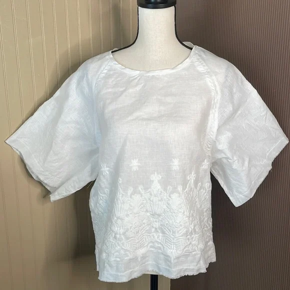 Karen Kane white embroidered 100% linen blouse size small - Picture 1 of 7